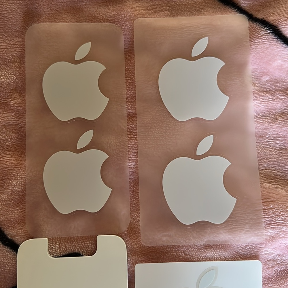 Apple Logo Decals - Picture 4 of 8
